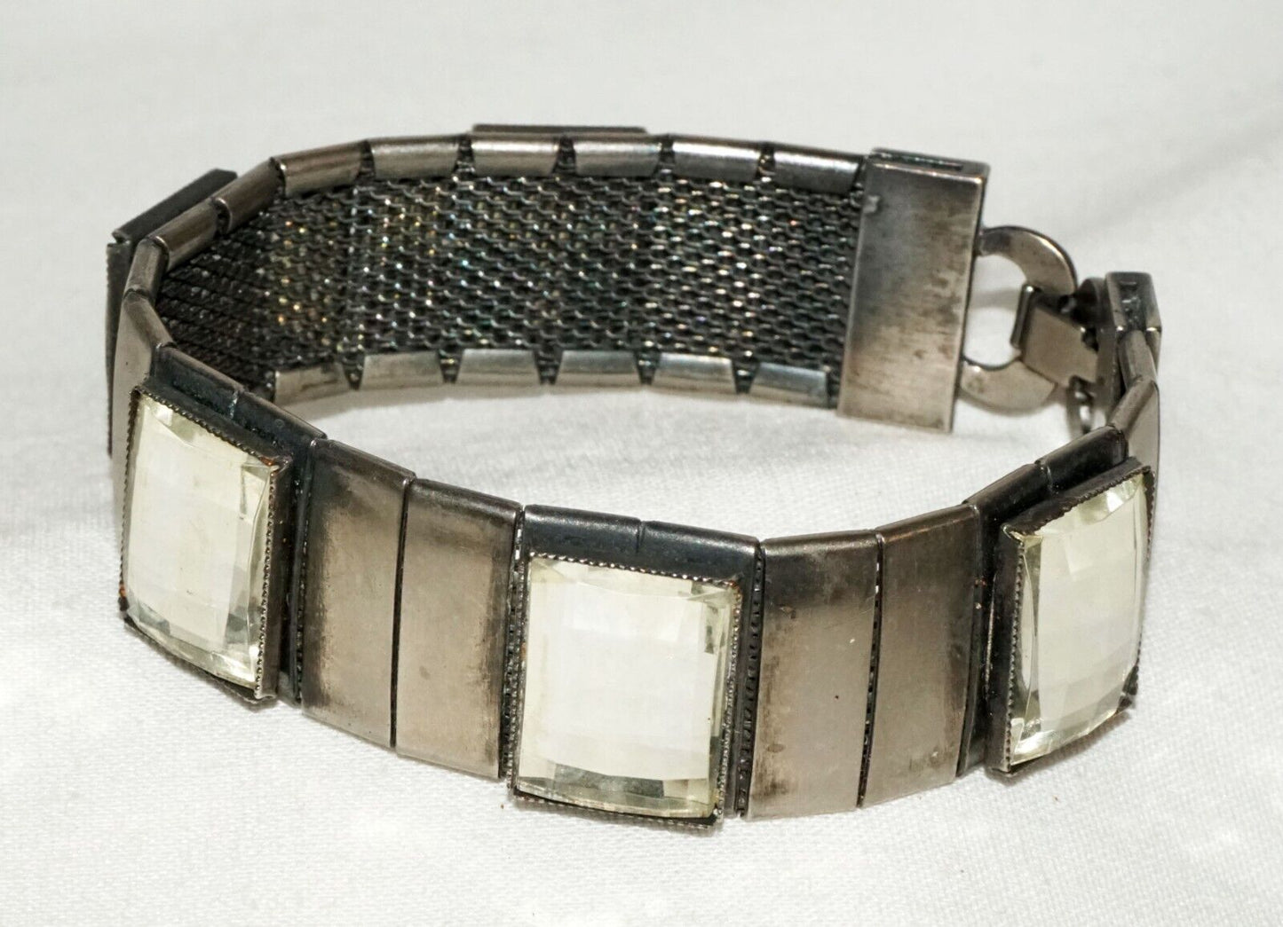 Vintage Fashion Sectional Bracelet set w. 5x Facetted Rhinestone Accents (PaS)