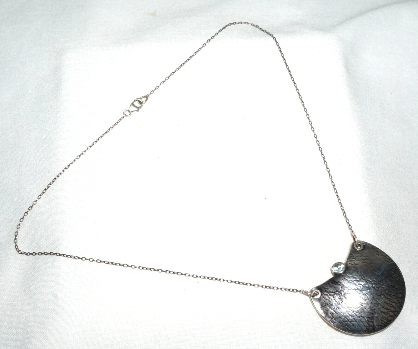 Vintage Sterling Silver Artisan Made Necklace & Texture Pendant w. Quartz (JoD)