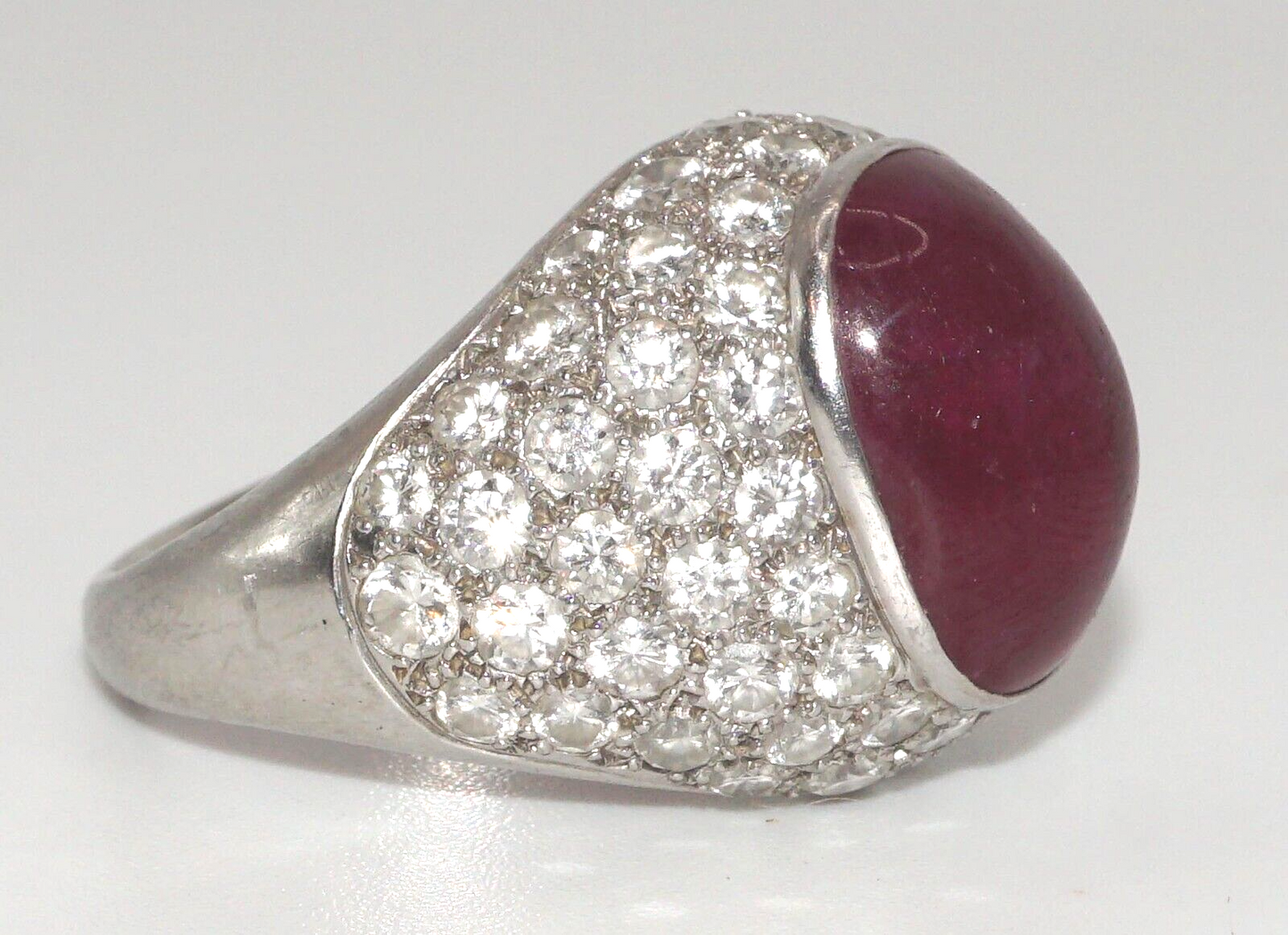 Vintage Platinum Ring w Ruby Cabochon & Diamond Pave-Set Dome Sz. 9 1/2 (LeD)