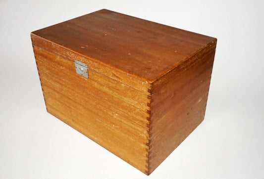 Antique Hawaii Tin Lined Hinged Top Plain Monkey Pod Wood Box w. Lock (Leh)