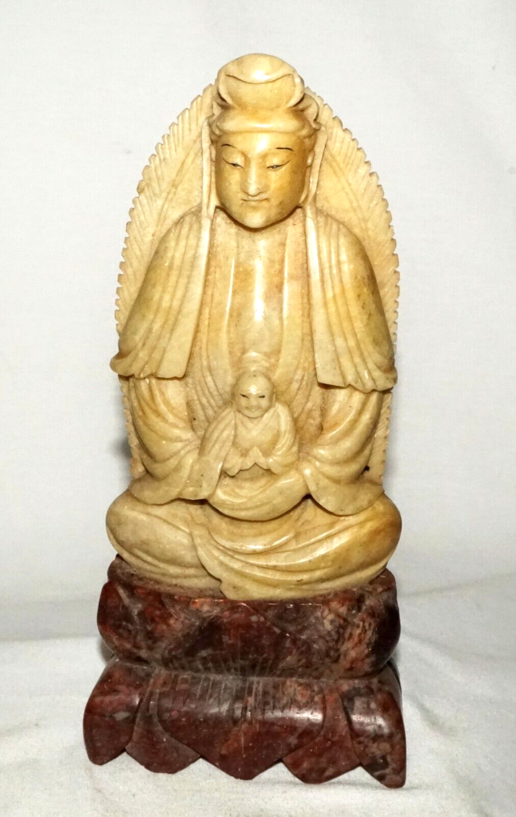 Vintage Chinese Soapstone Carved Buddha on a Lotus Base Sculpture (AHB)