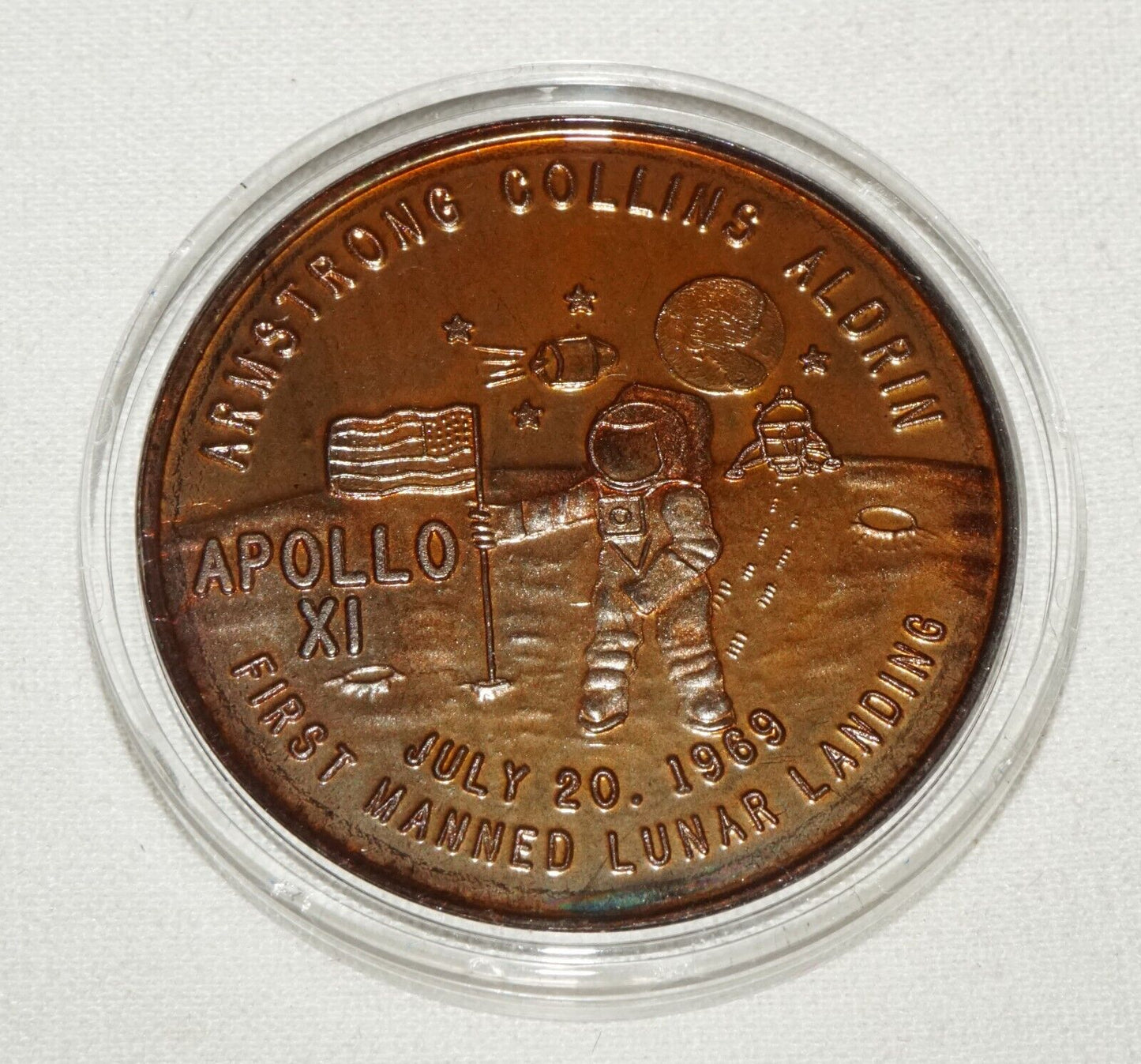 1969 US NASA Apollo 11 Moon Landing Medal in Wooden Box (KiL)