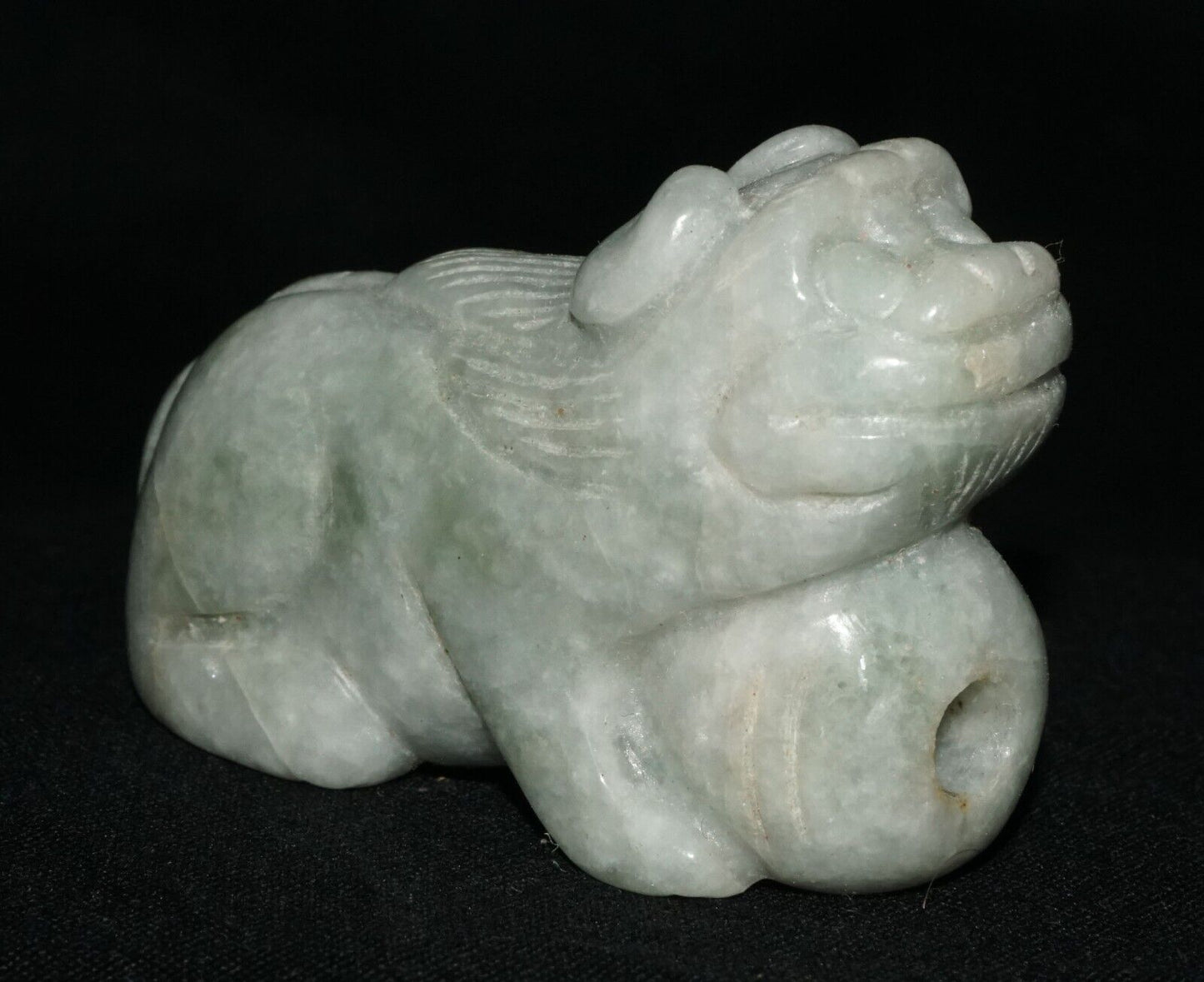 Vintage Chinese Jadeite Jade Carved Snuff Bottle w. Foo Dog & Ball (LeS) G17