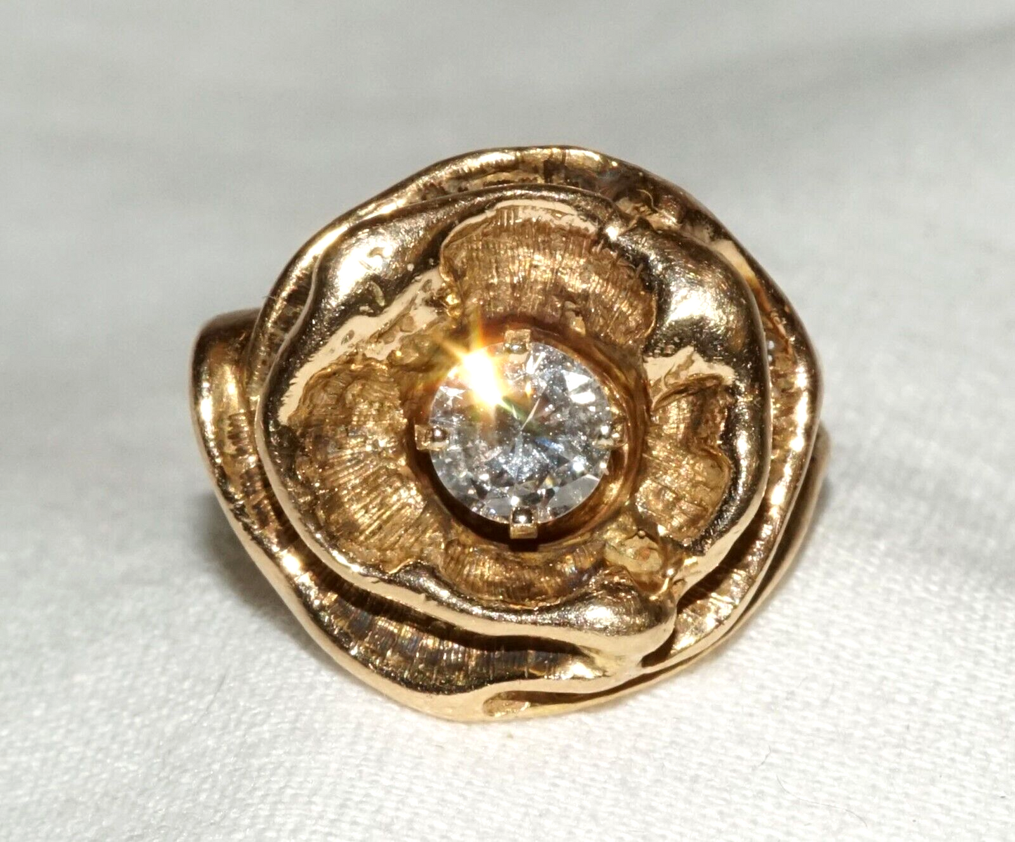 Vintage 14k Yellow Gold Rose Motif Ring Sz.5 w. 1x Diamond 1/2 ct. (KoM)