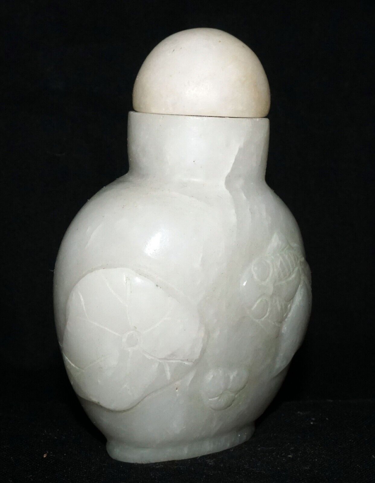 Vintage Chinese White Jadeite Jade Carved Snuff Bottle w Goldfish Motif(LeS) G11