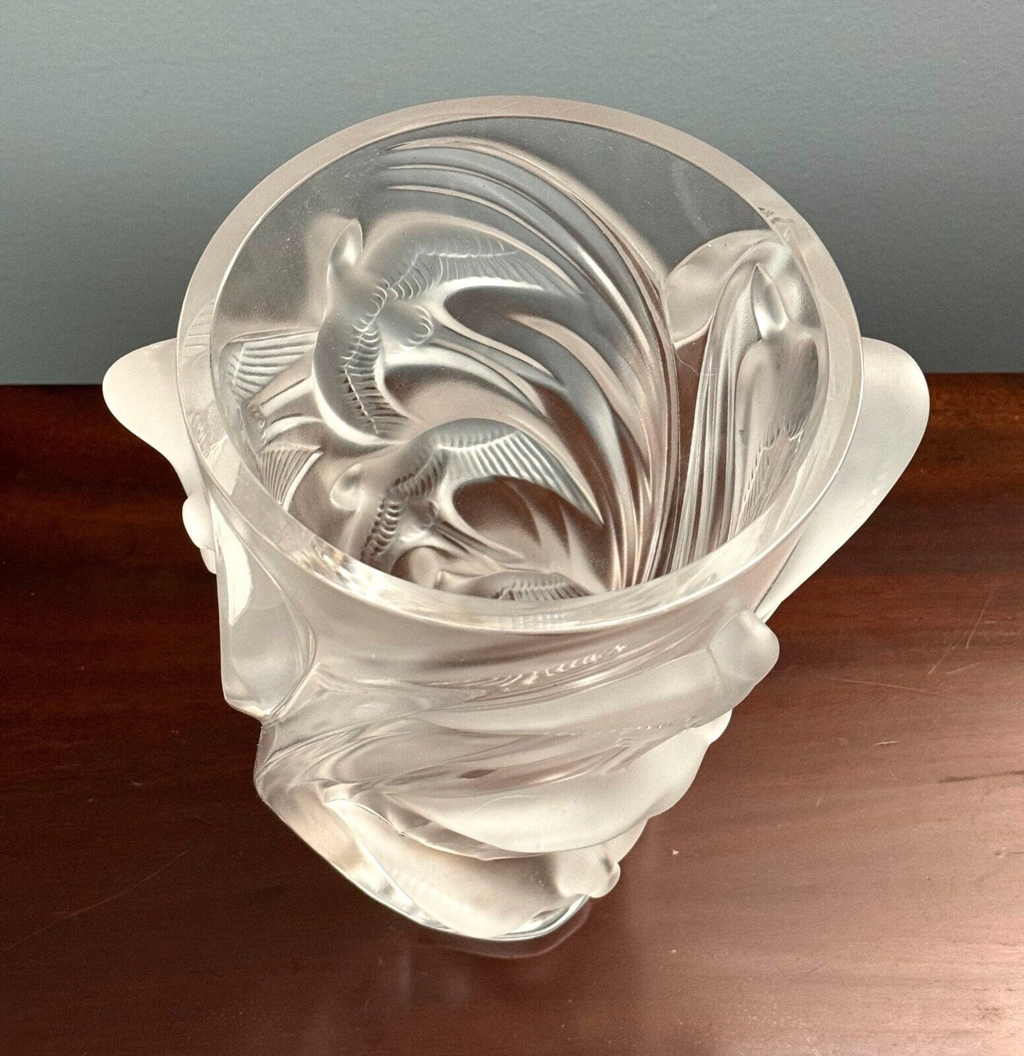 Vintage French Lalique Crystal "MARTINETS" Sparrow Vase (AHB)