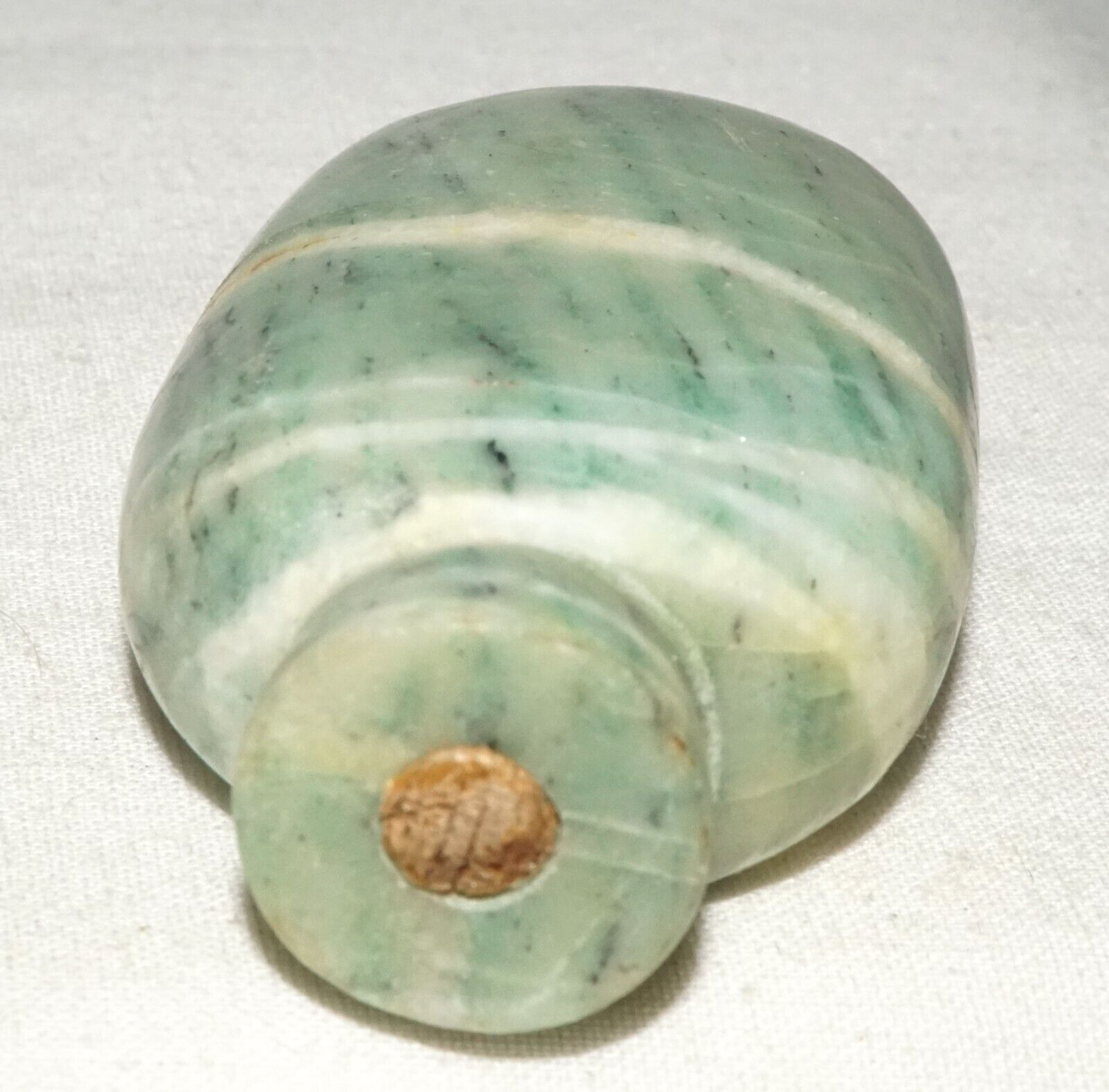 Vintage Chinese Striated Green & White Jadeite Jade Snuff Bottle (LeS)