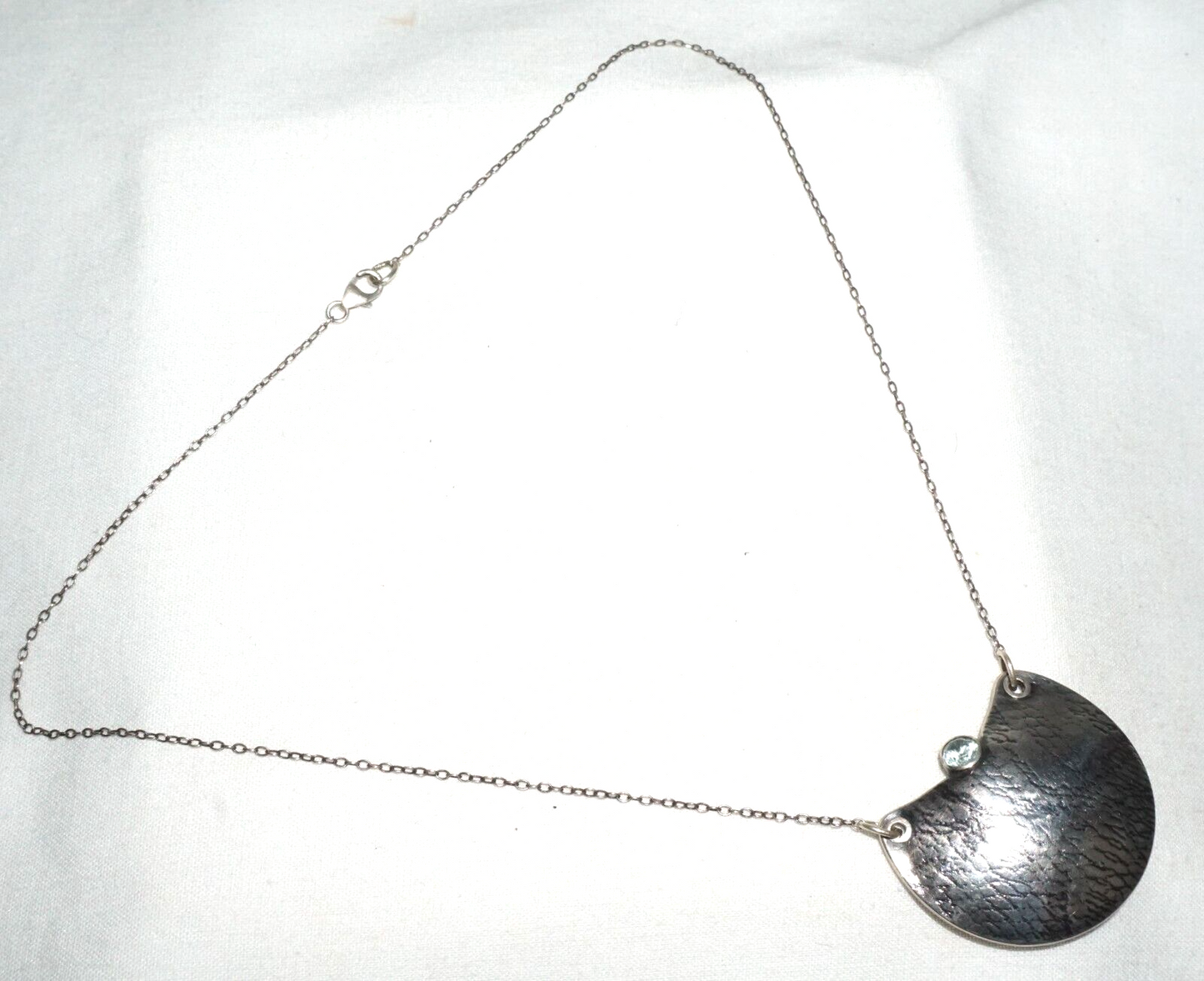 Vintage Sterling Silver Artisan Made Necklace & Texture Pendant w. Quartz (JoD)