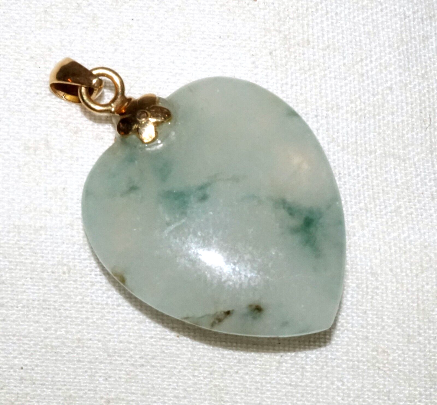 Vintage Chinese 14k Yellow Gold Translucent Jadeite Jade Heart Pendant (InS)L6