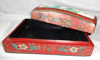 19CT CHINESE LACQUER BOX TOP INSET w. STONE WARE FRAGMENT w. FLORAL MOTIF (Coo)