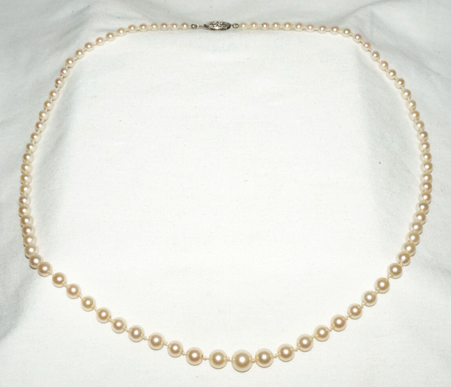 Vintage Graduated Pearl Necklace 23" w. 14k White Gold Filigree Clasp (KoS) L15