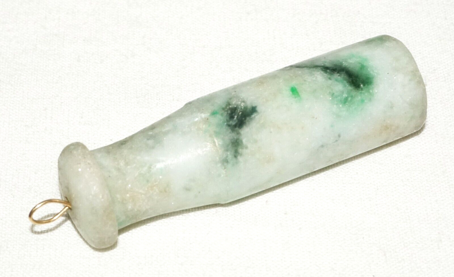 Vintage Chinese Jadeite Jade Carved Cigarette Holder Pendant (LeS)L24