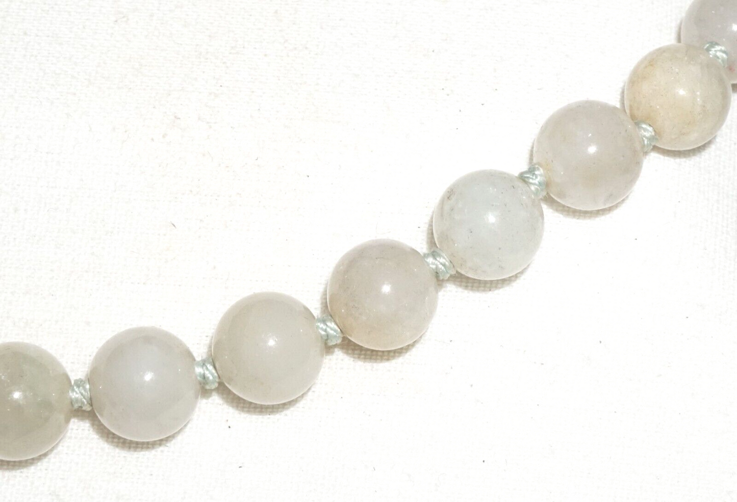 Vintage Chinese Grey Green Jadeite Jade Bead Necklace w. Silver Clasp (---)#3