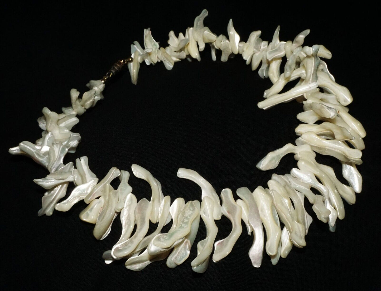 Vintage Chopped Shell or Mother of Pearl Abstract Bead Necklace w. Clasp (ShI)