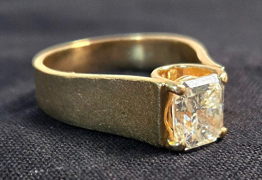 Vtg. 14k Y. Gold Ring Sz 8.5 w Prong Set Rectangular Cut 1.75 Ct Diamond (MeK)