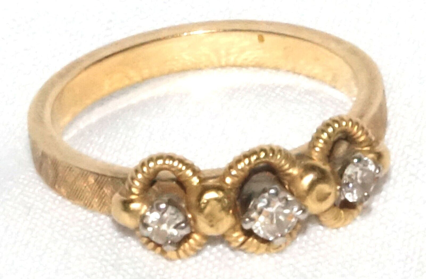 Vintage 14k Yellow Gold Custom Ring Accented w 3 Diamonds Sz 6.5 (QuC) 24