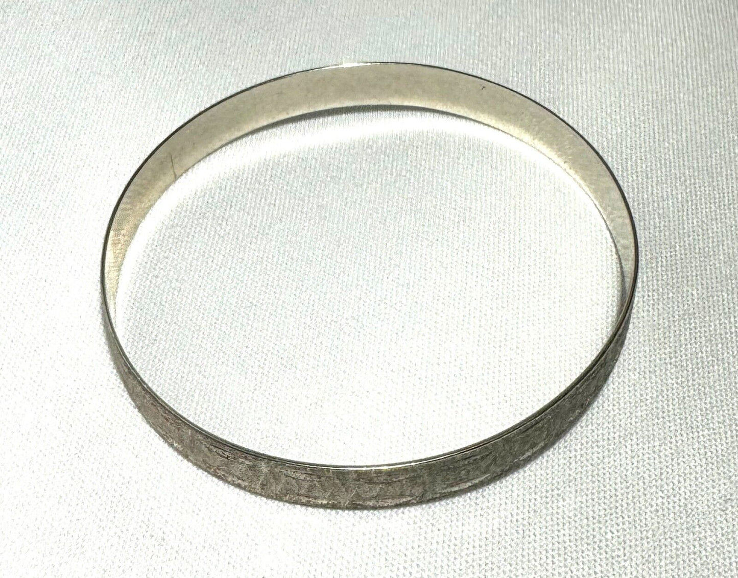 Sterling Silver 925 Beautifully Etched Bangle 2 1/2" x 2 5/8" (LoC)7