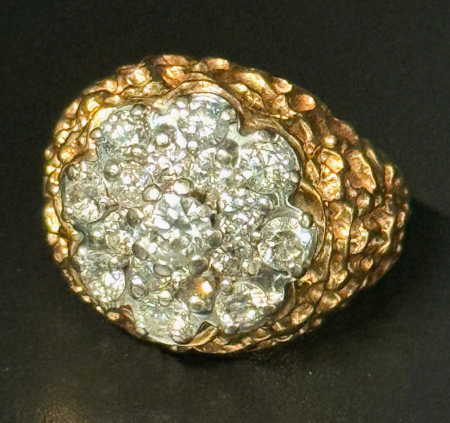 Vintage 14k Yellow Gold Nugget Style Ring Sz 8.5 w 16 Diamond Cluster (MeK)