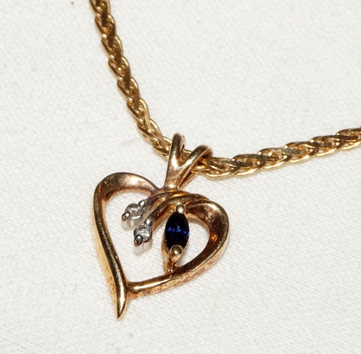 Vintage 14k Gold Necklace w. 14k Heart Pendant w. Diamonds & Sapphires (FeD *#14