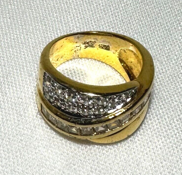 Y Gold Plated Sterling Ring w Synthetic Diamond Accents Size 5.75 (KiL)7