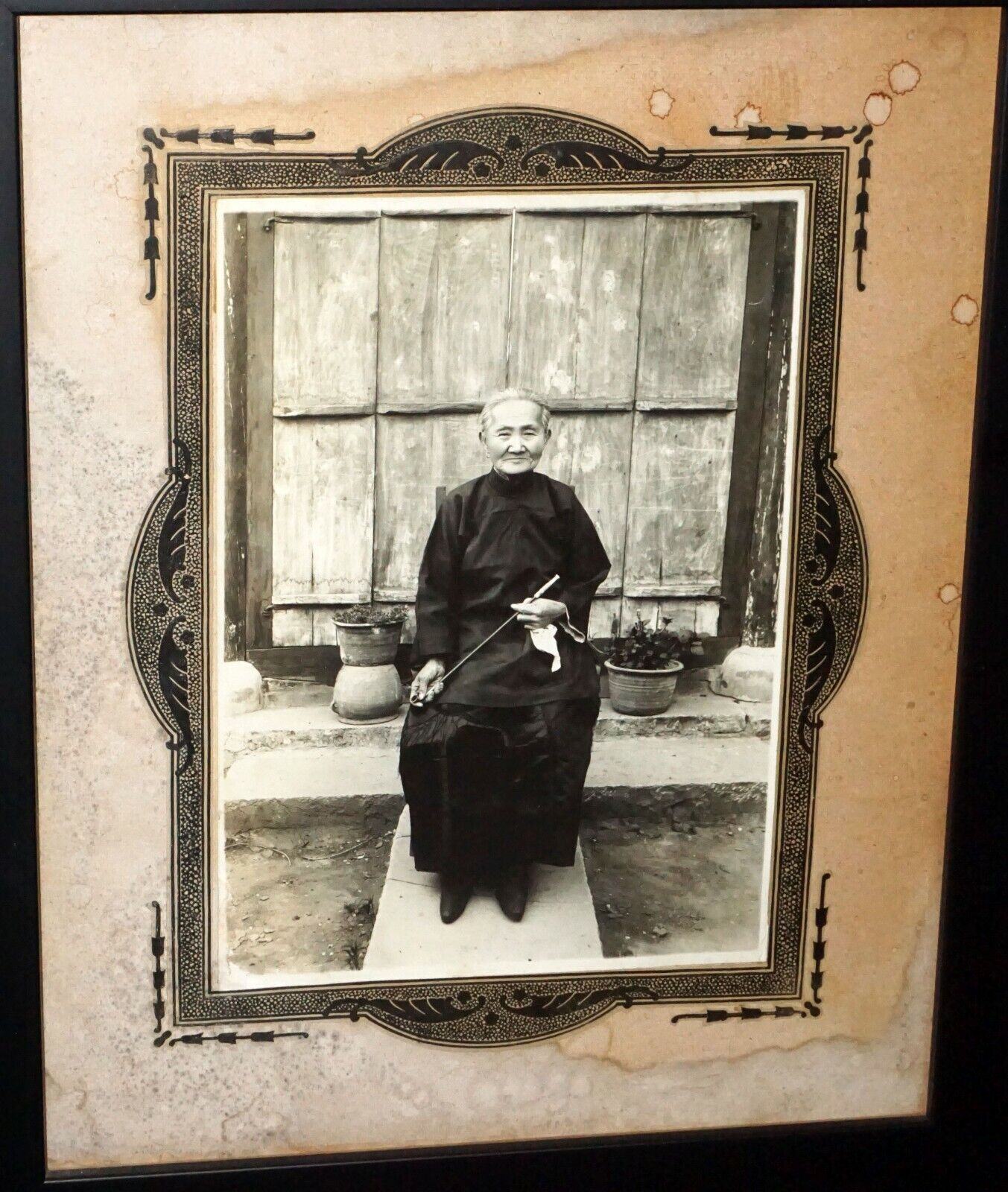 1900 Chinese Framed B&W Photo "Old Female Figure" by unknown maker (Mil)