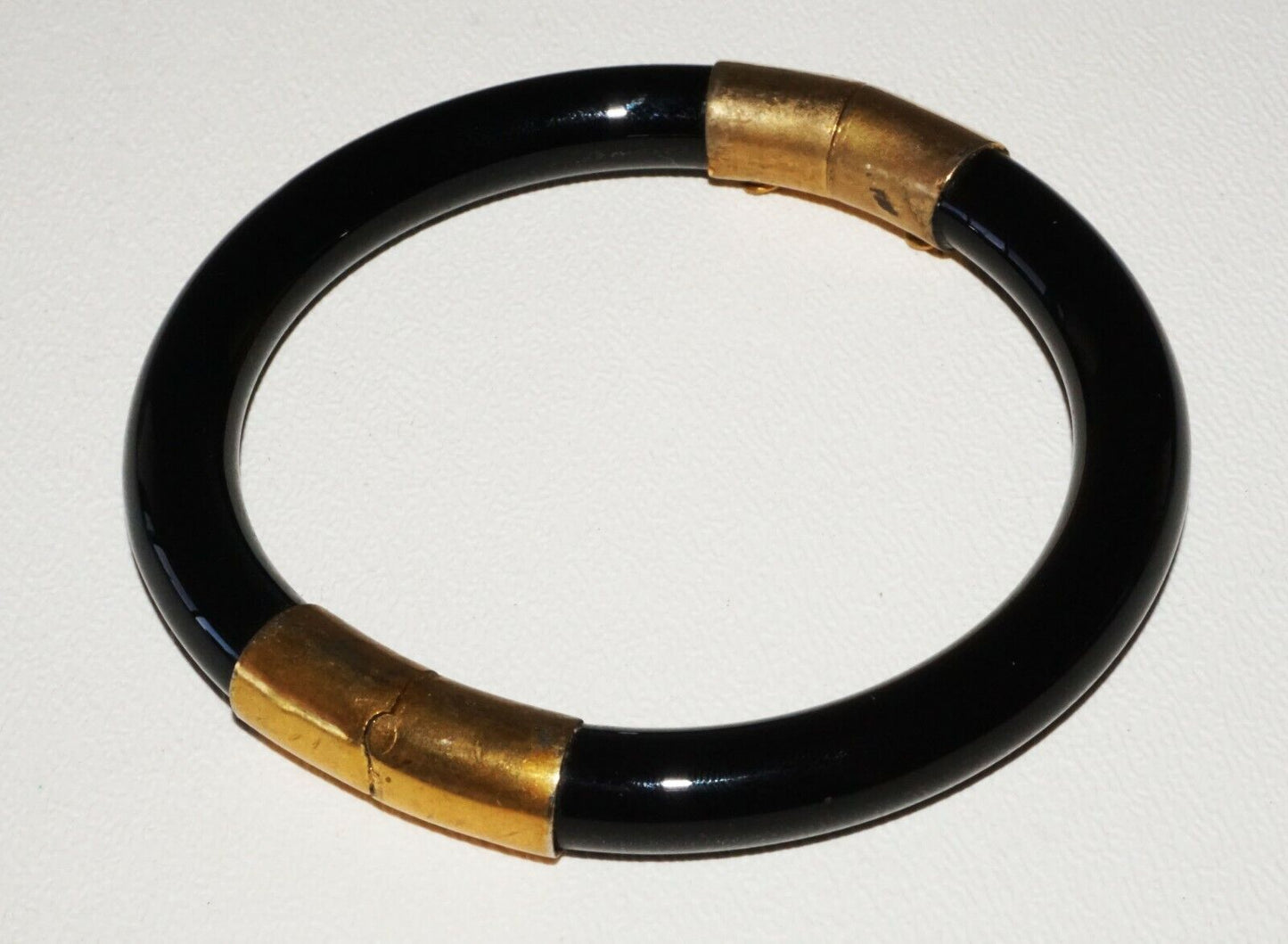 20C Chinese Black Hinged Gold Plated Bangle Bracelet (Wkoc) B4