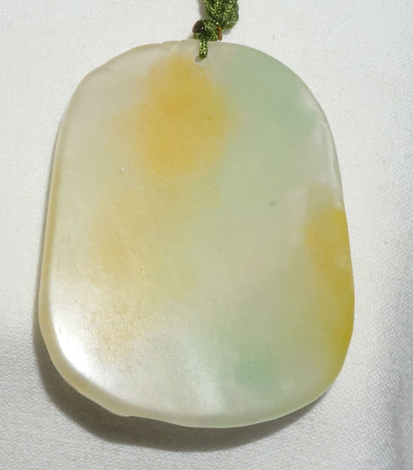 Vintage Chinese Semi Translucent Jadeite Jade Pendant w. Chicken & Chicks (---)