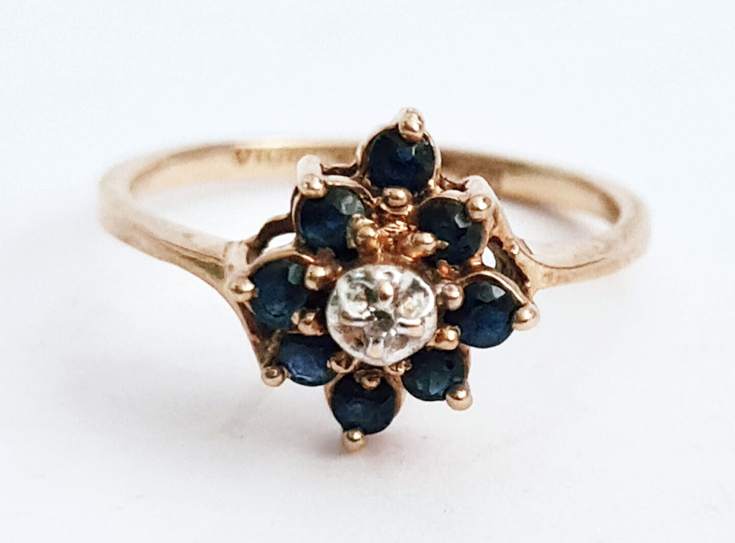 Vintage 10k Yellow Gold Ring Sz. 6.5 w. 8x Blue Spinel & 1x Diamond (WMH) 22a