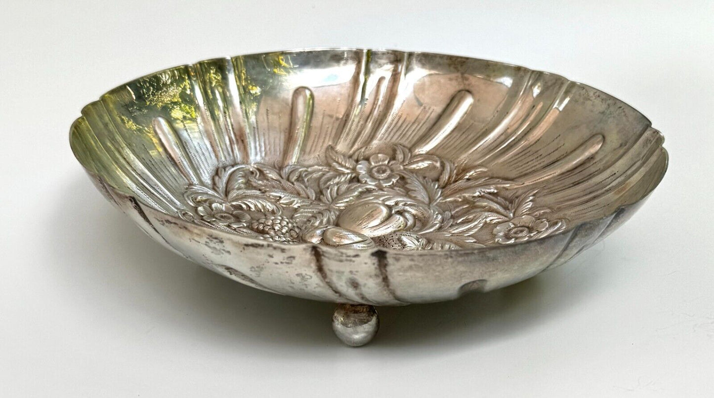 Vintage Sterling Silver S. Kirk & Son #233 Repousse Bowl w Spherical Feet (WeP)