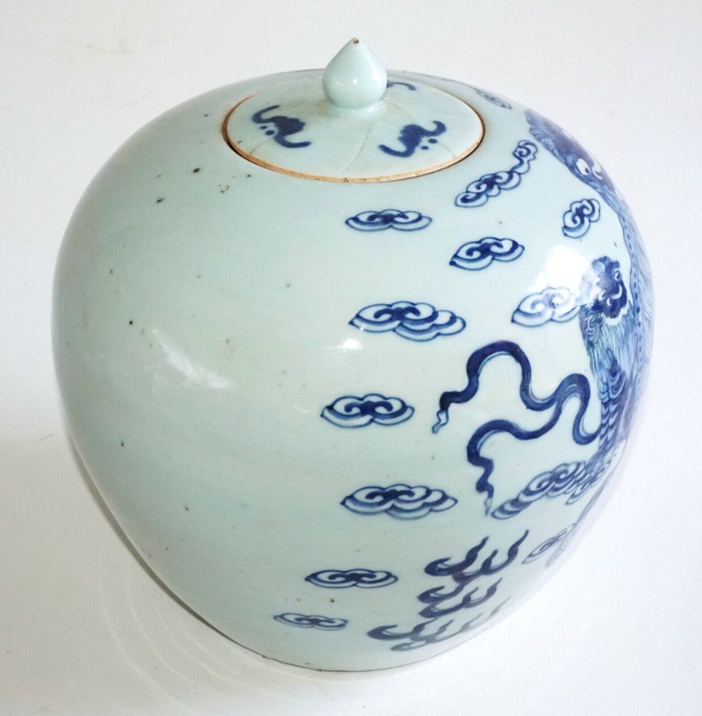 1900 Chinese Ginger Jar w. Blue & White Lion Dog & Stylized Cloud Motifs (AHB)