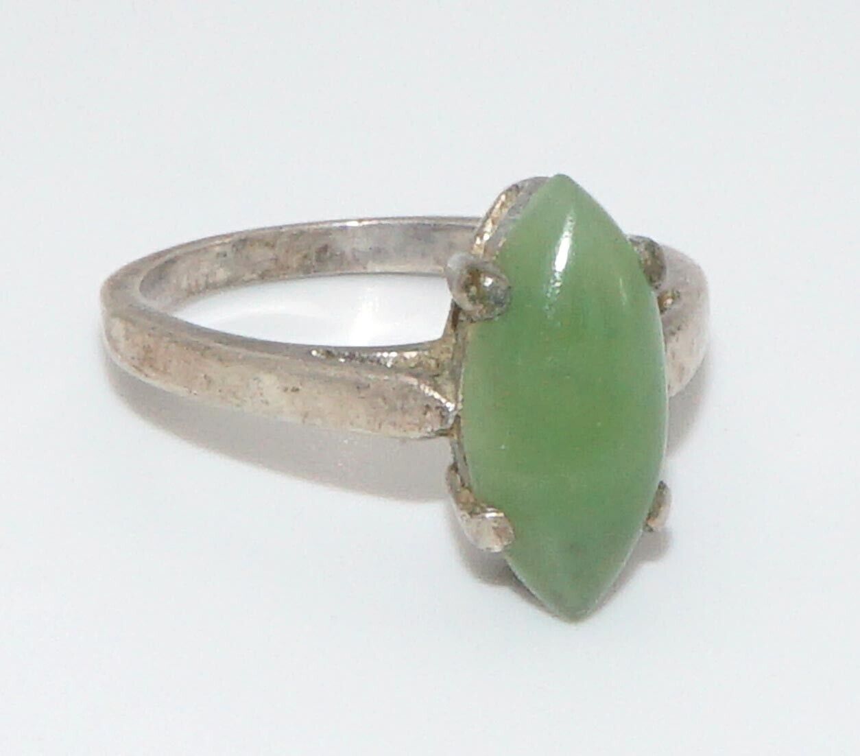 Vintage Sterling Silver Ring Sz. 6 3/4 w Nephrite Jade Marquis Solitaire (NeW)