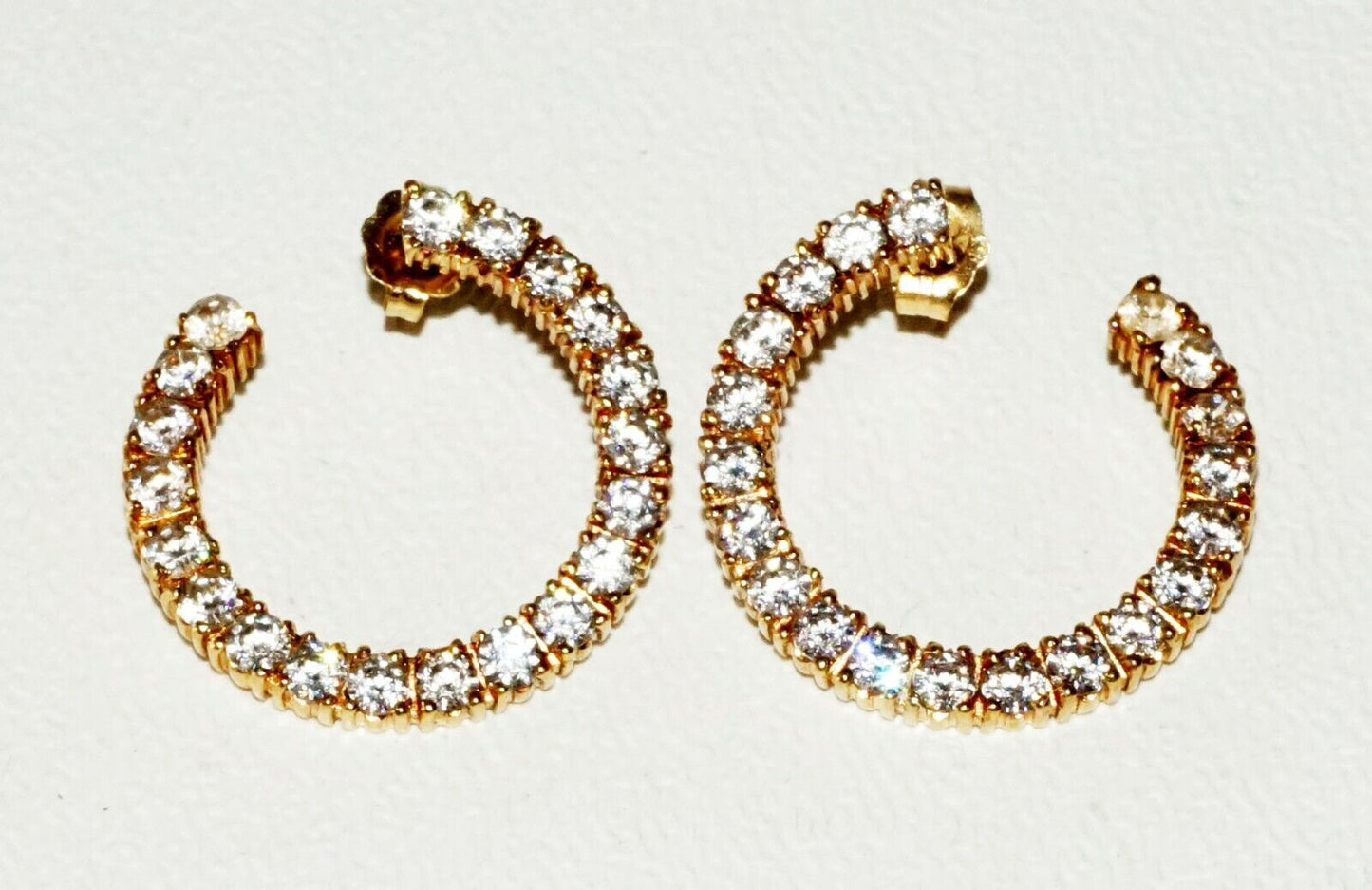 Vintage 14k Yellow Gold Open Hoop Earrings set w. 20x Cubic Zirconia's (TaE)#24