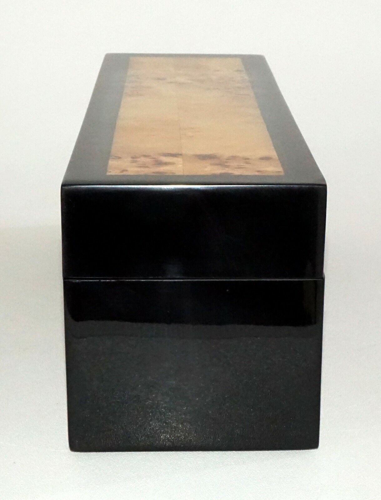 Vintage Japanese Black Lacquer Covered Box w. Honey Burl Inlaid Accent (CWo)