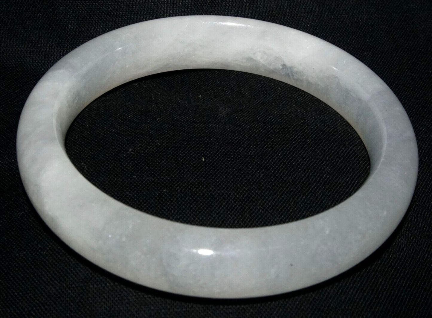 Vintage Chinese Semi Translucent White Jadeite Jade Bangle Bracelet (LeS) G11