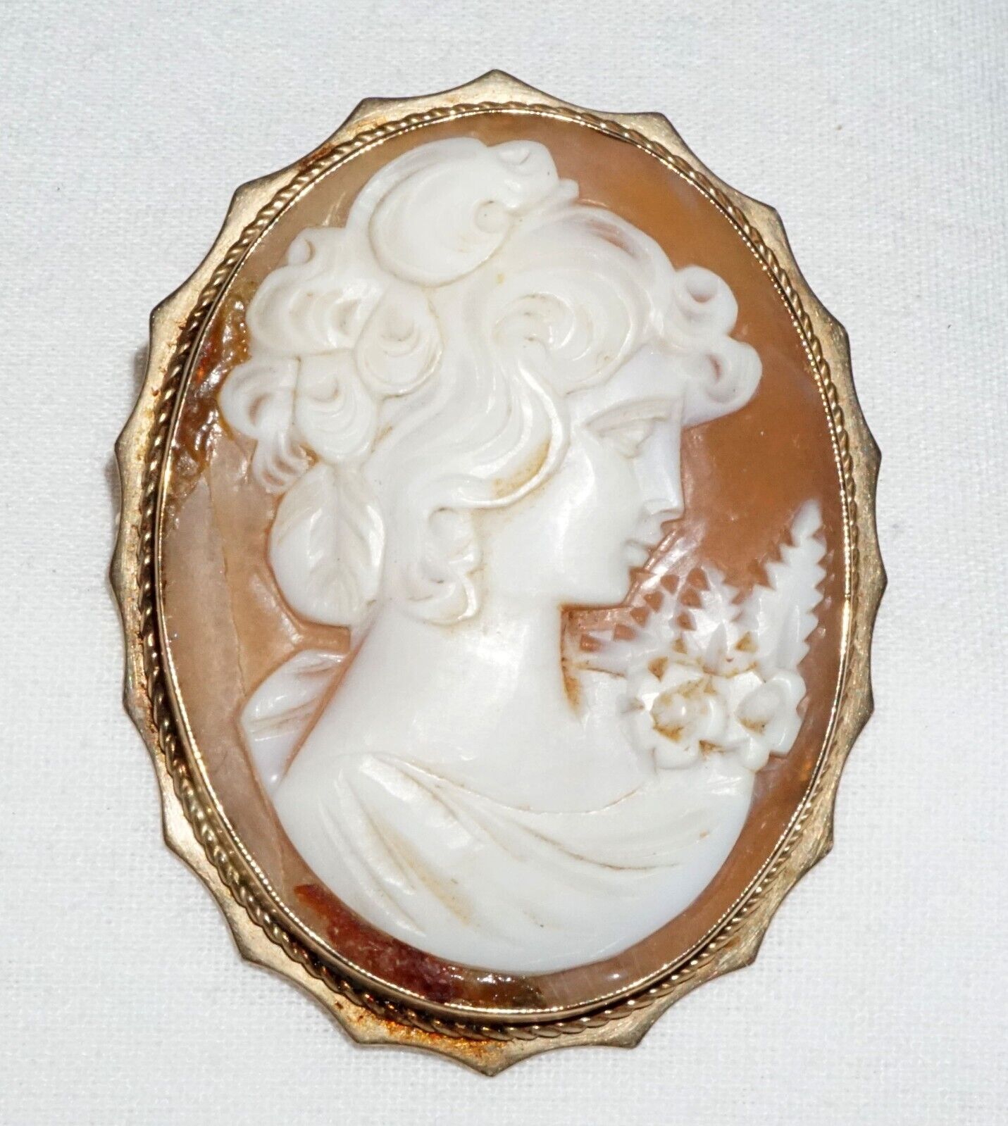 Vintage Yellow Gold Bezel set Shell Cameo w. Beautiful Woman's Bust Motif (GeB)6