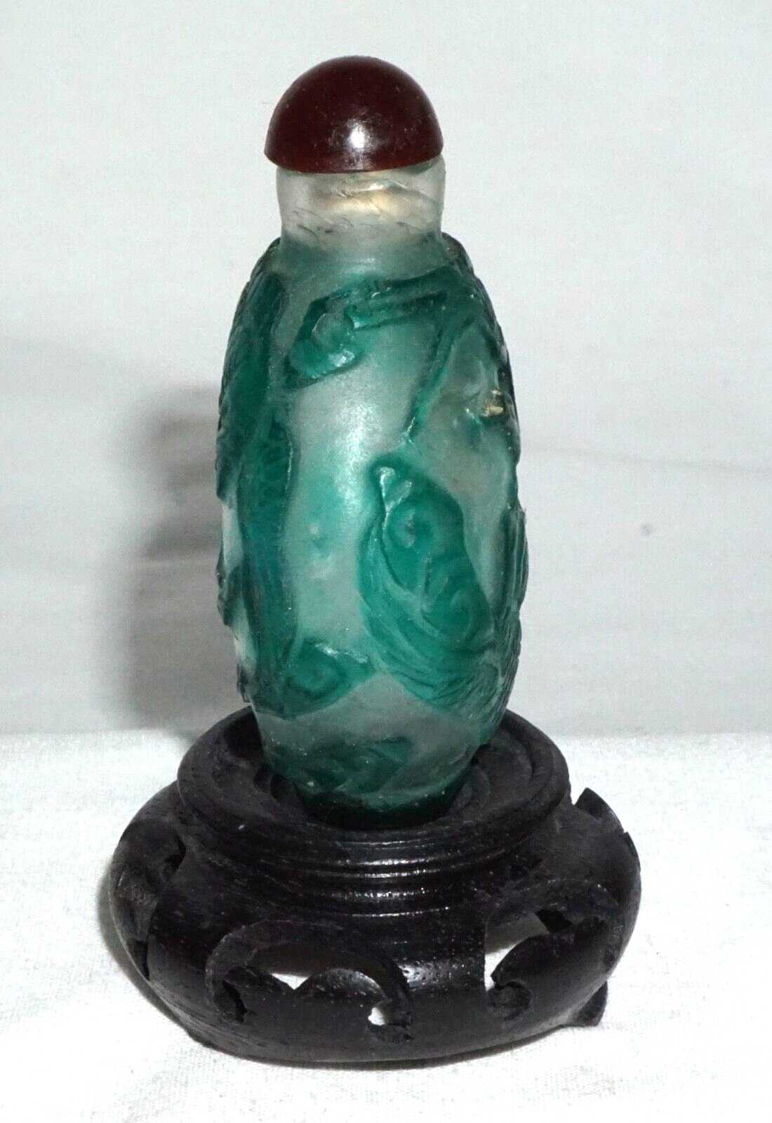 Vintage Chinese Green Overlay Glass Snuff Bottle w. Crane Motif (LLA) IC