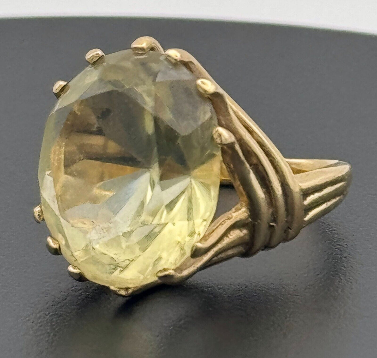 Retro 1950's 14k Y Gold Ring Sz. 8.75 w Large Faceted Pale Yellow Topaz (McC)