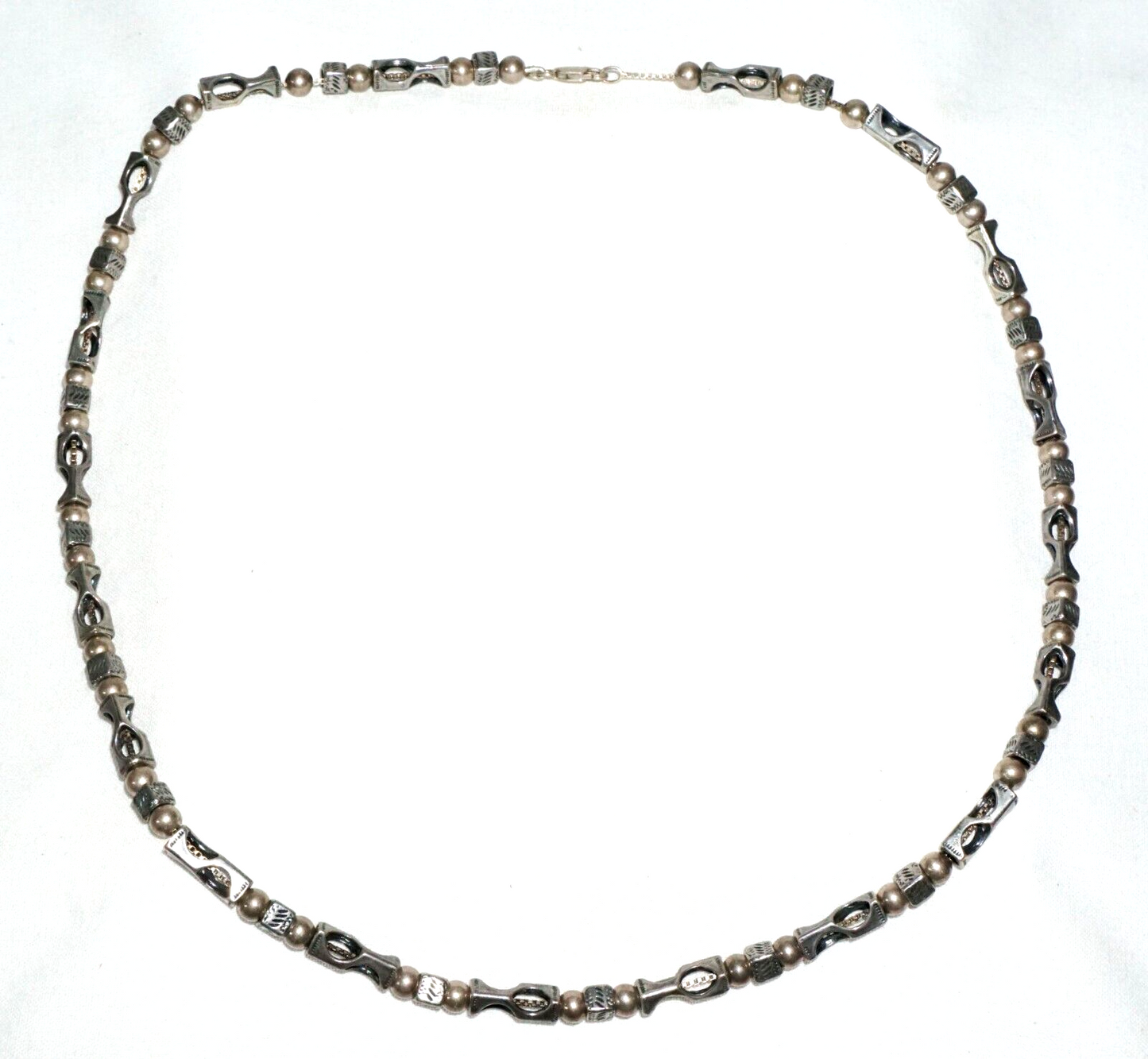 Vintage Mexican Modernist Rectangular & Ball Design Bead Necklace 20" (---)