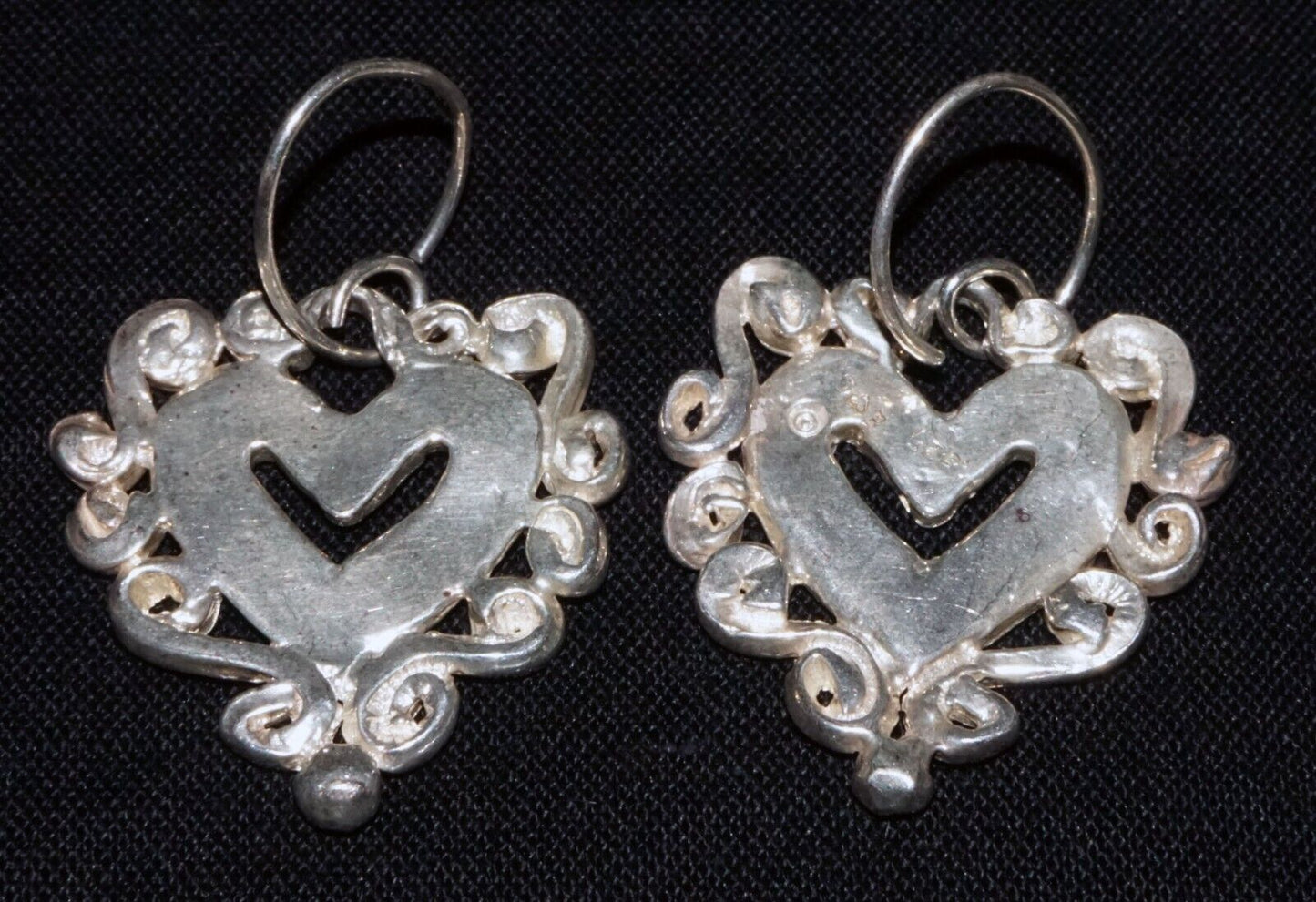 Vintage Hawaii Sterling Silver Heart & Scroll Border Earrings by E Heart C (WoJ)