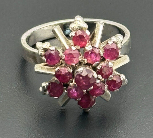 Vintage 14k White Gold Ring w Prong Set Ruby Starburst Sz. 6 (NeW)