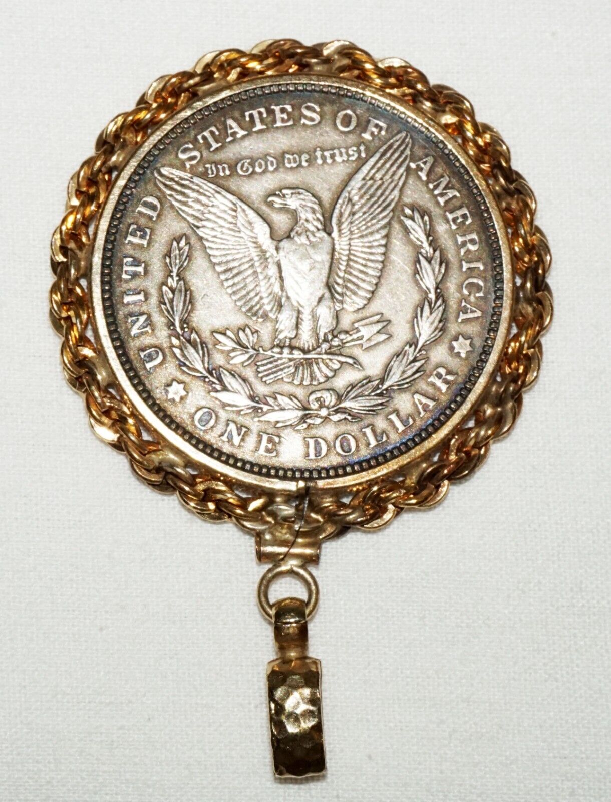 Vintage US Gold Plated Coin Bezel Pendant w. 1921 Morgan $1 Silver Coin (MuS)