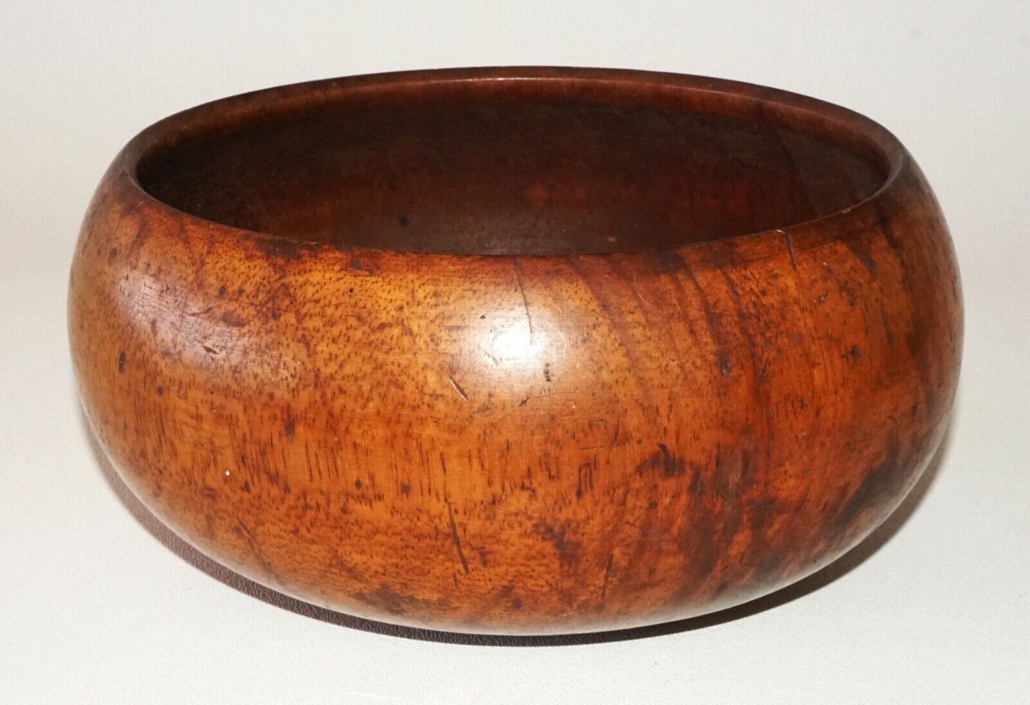 Vintage Hawaii Small Calabash Milo Wood Bowl (GoD) B5