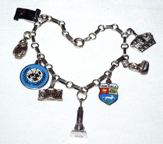 Vintage Sterling Silver & Enamel 8x World Travel Charms Bracelet (KoS) L11