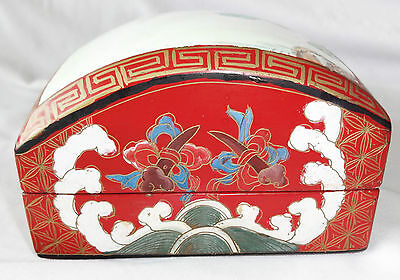 19CT CHINESE LACQUER BOX TOP INSET w. STONE WARE FRAGMENT w. FLORAL MOTIF (Coo)