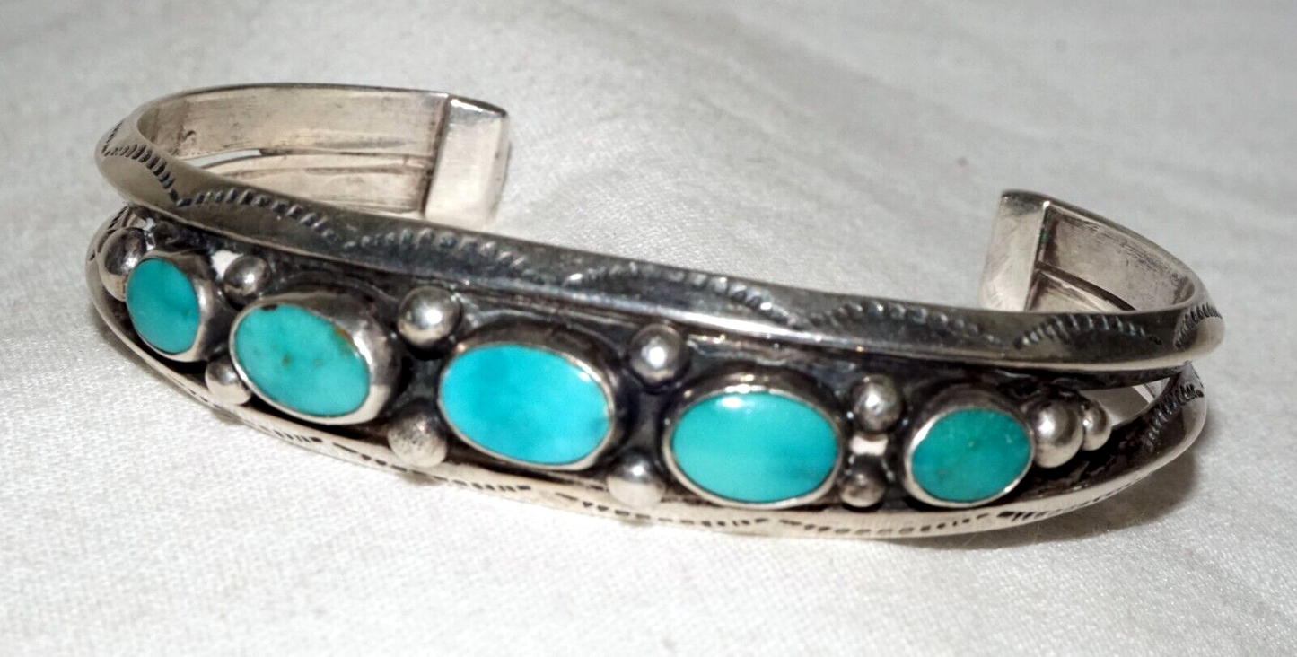 Vintage S.W. Heavy Silver Cuff Bracelet set w. 5x Turquoise Accents (KoS) L8