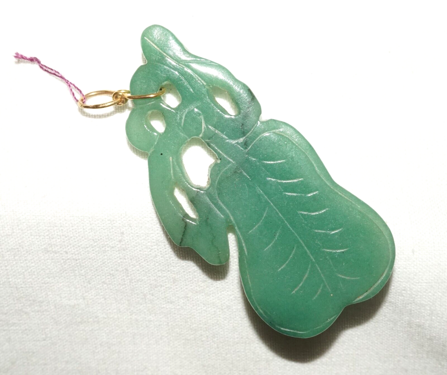 Vintage Chinese Green Jade Leaf Motif Pendant w. 14k Y. Gold Bail (LeS)L20