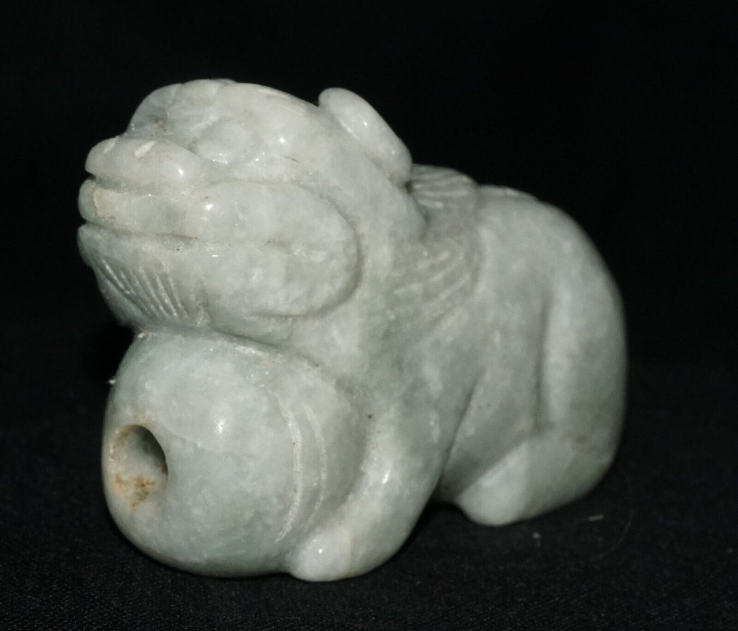 Vintage Chinese Jadeite Jade Carved Snuff Bottle w. Foo Dog & Ball (LeS) G17