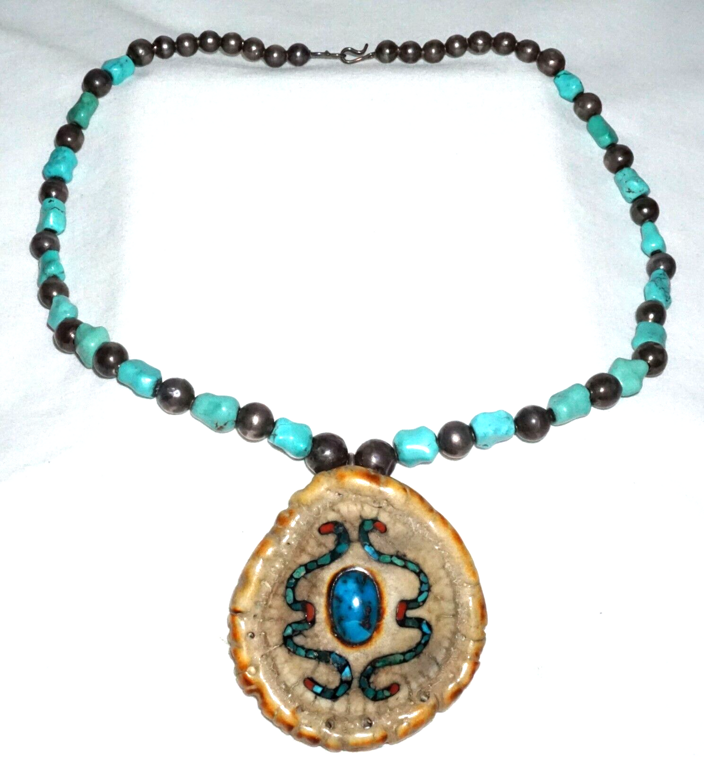 Vtg S.W. Silver & Turquoise Bead Necklace w. Inlaid Elk Antler Pendant (GeB)#16