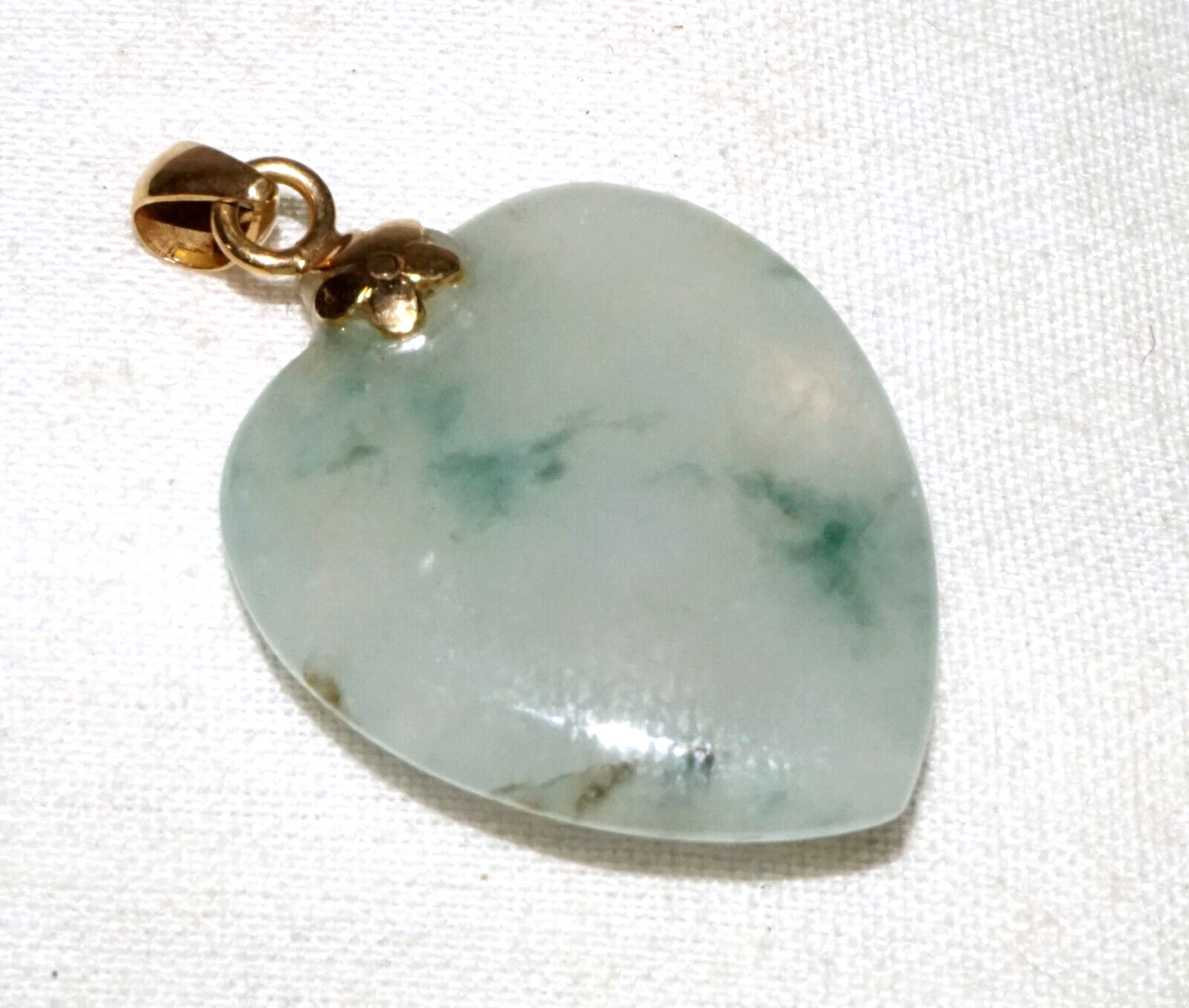 Vintage Chinese 14k Yellow Gold Translucent Jadeite Jade Heart Pendant (InS)L6