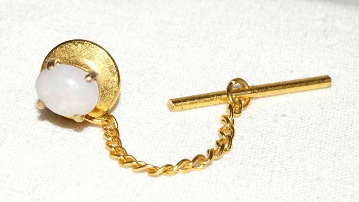 Vintage Chinese Yellow Gold Tie Tack w. White Jade Cabochon (LeS)L22